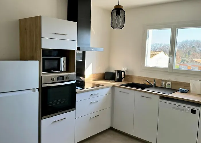 Maison Du Cos, Neuve Avec 3 Et Un Garage דירה